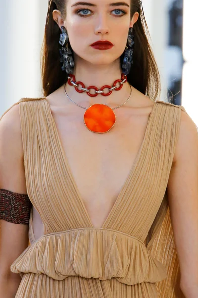 Look 112